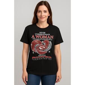 Woman’s Chiefs Shirt Size Large